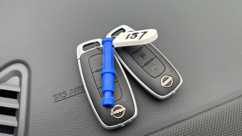 Nissan Juke 1.6 Hybrid N-Connecta 5dr Auto Hybrid Hatchback